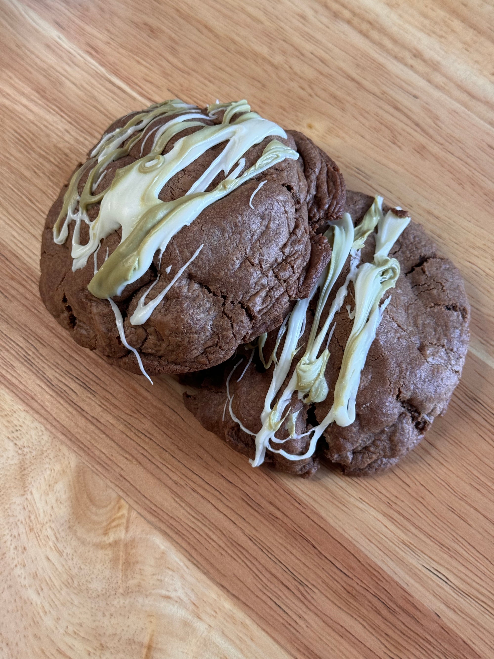 Pistachio Kunafa Chocolate Cookie